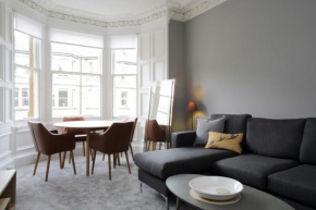 Stylish 2 Bedroom Bruntsfield Apartment in Edinburgh